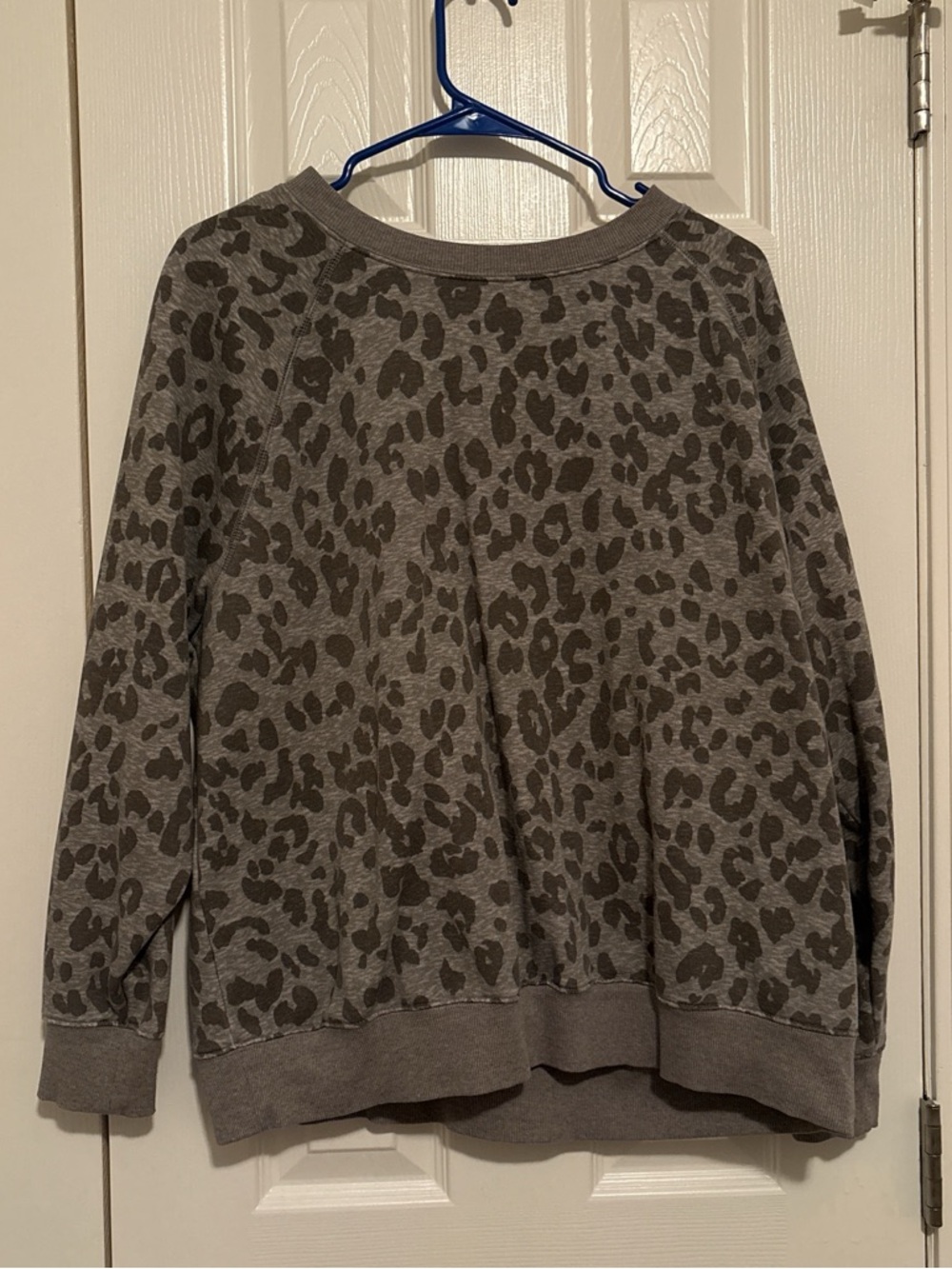 Old Navy Gray Leopard Print Crewneck Sweatshirt